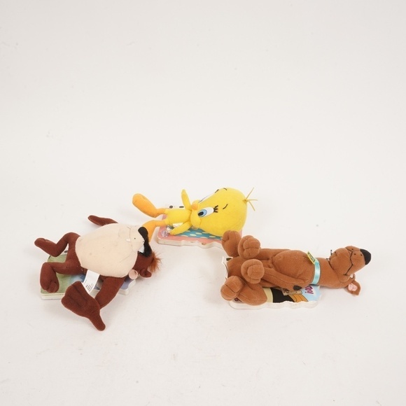 Dalmatian Press Scooby, Tweety, Taz Plush Stuffed Animals with Books Attached - Picture 5 of 13
